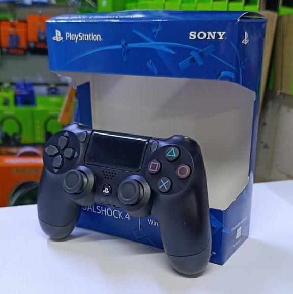 PS4 Wireless Controller (DualShock 4)