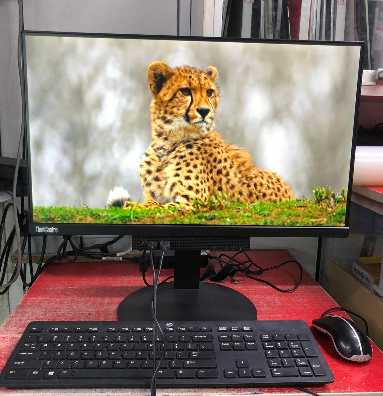 Lenovo ThinkPad All-in-One Core i5 6th Gen | 8GB RAM | 128GB SSD | 20” Frameless Display