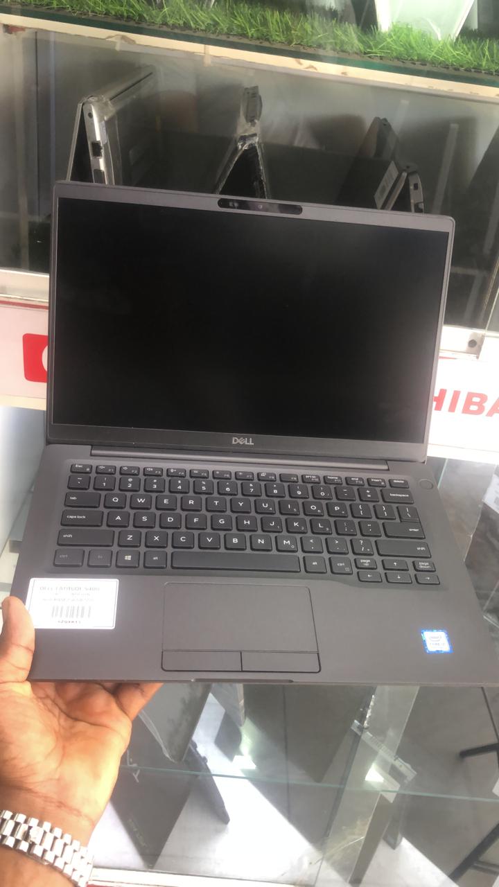 Dell Latitude 5400 – Core i7 (8th Gen) | 8GB RAM | 256GB SSD | Touchscreen | Windows 11 Pro