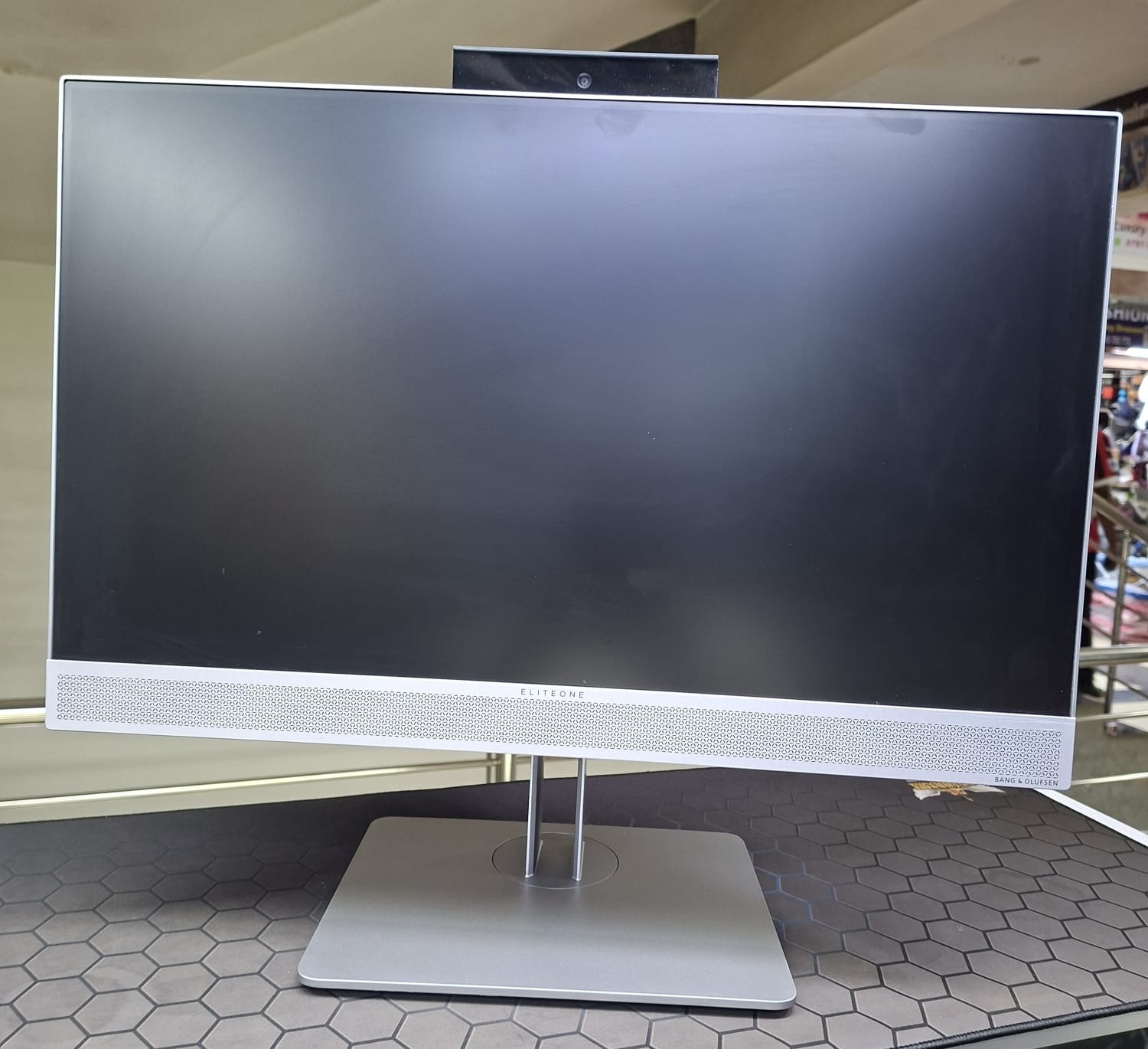 HP EliteOne 800 G4 All-in-One PC