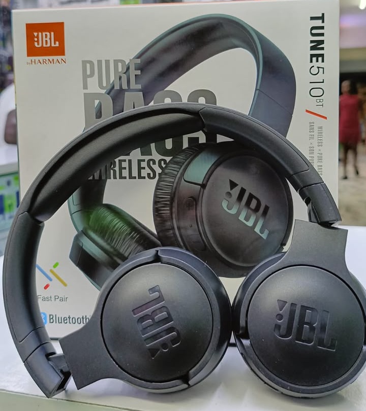 JBL Wireless Headphones