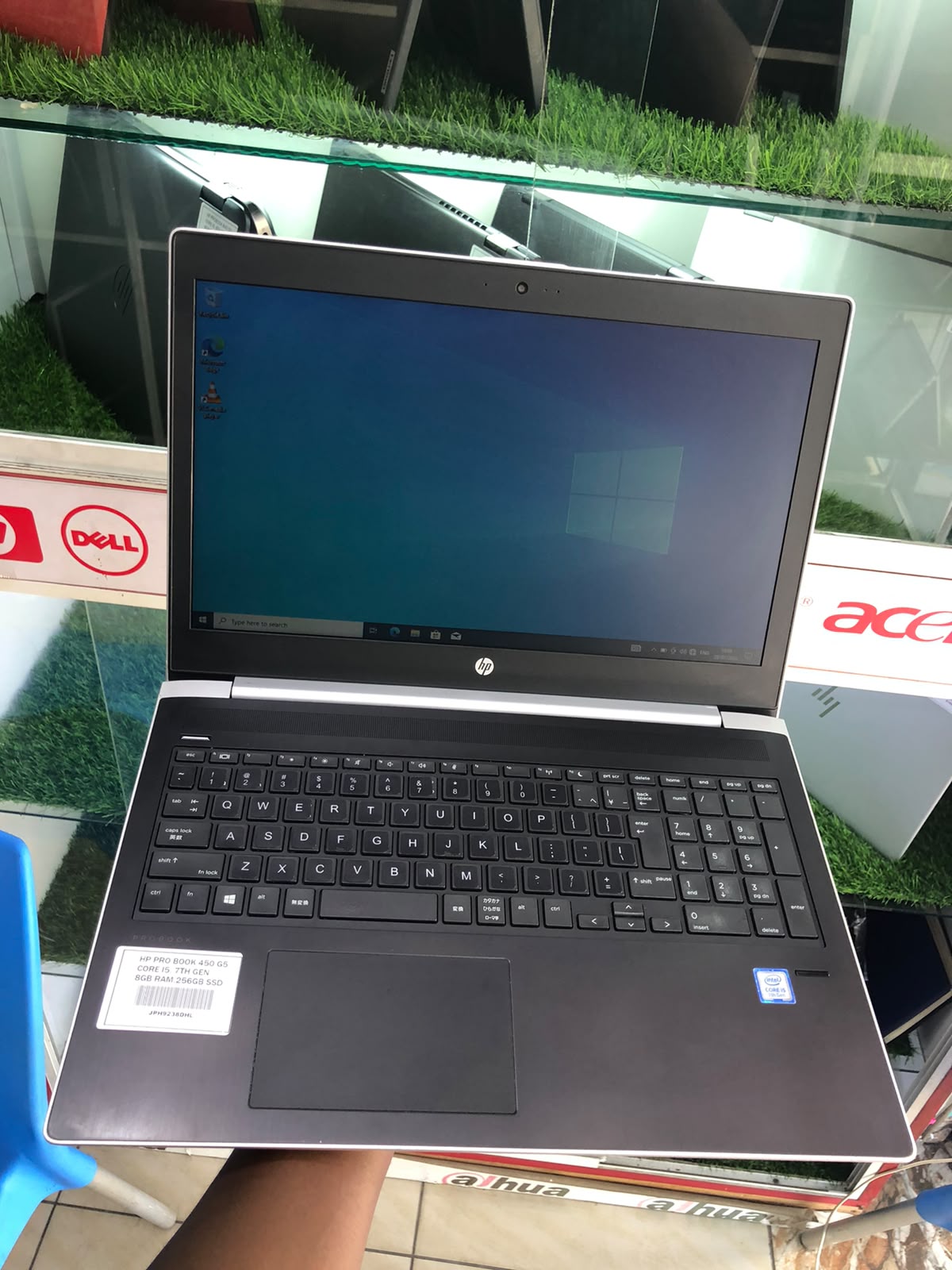 HP ProBook 450 G5 | Intel Core i5 | 8GB RAM | 256GB SSD | 15.6-Inch Laptop