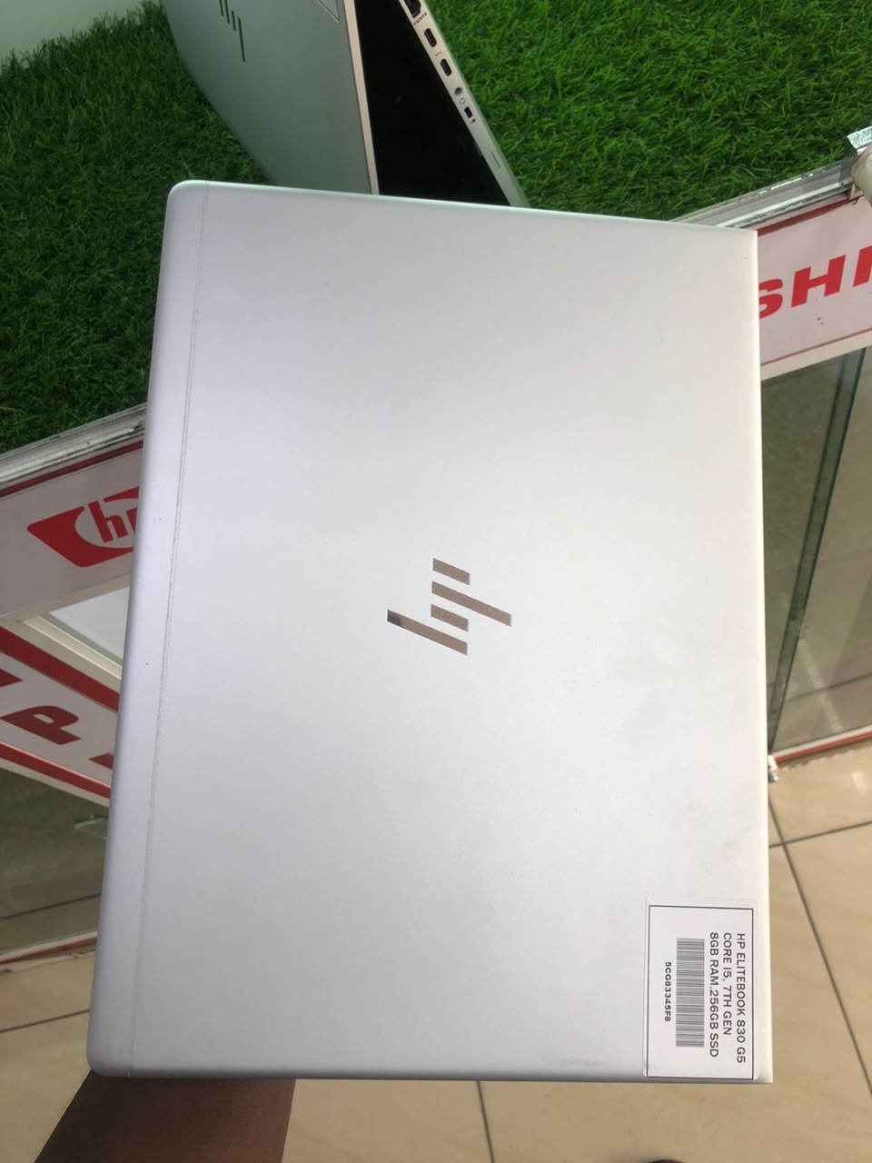 HP EliteBook 830 G5 | Core i5 7th Gen | 8GB RAM | 256GB SSD | 13.3-Inch Display | Windows 11 Pro | Office thumbnail 2