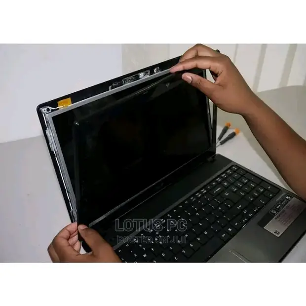 Laptop Screen Replacement – Fast & Reliable Service 2